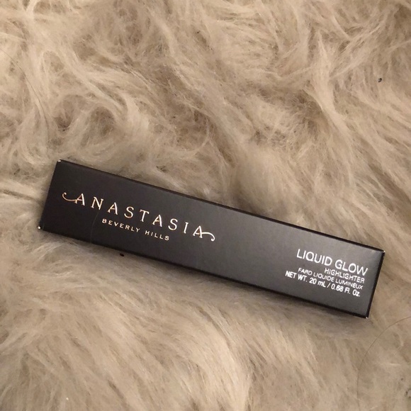 Anastasia Beverly Hills Other - Anastasia Beverly Hills liquid glow